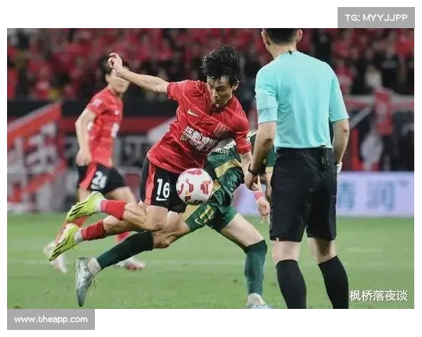 杨明洋王上源双后腰搭档能否激活中场推动欧洲体系发展